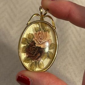 Vintage Reverse Carved Lucite Rose Pendant Gold Tone Oval Floral Intaglio Charm